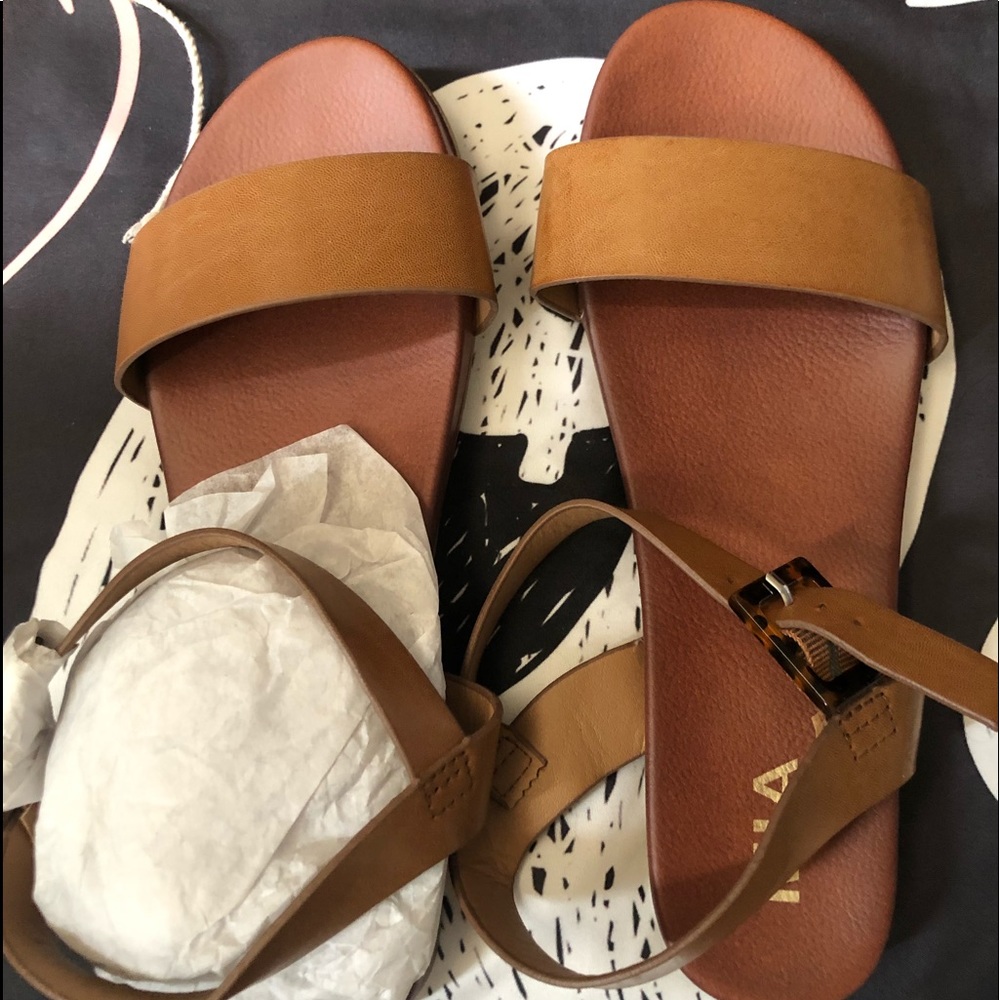 Mia Sandals